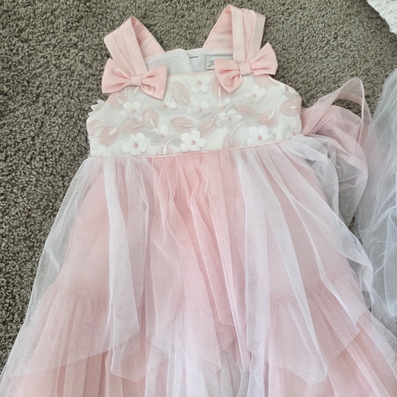 2T Spring Dresses (3) - Picture 2 of 6